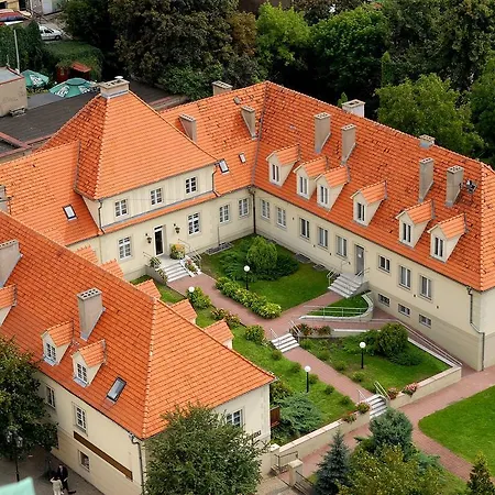 Adalbertus Hotel 3*